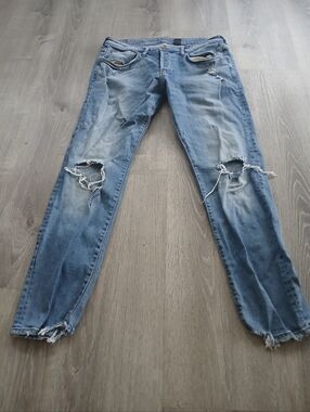 &Denim Ripped Light Blue Distressed Jeans